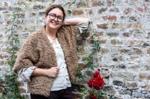 Blouse embroidery light truffle